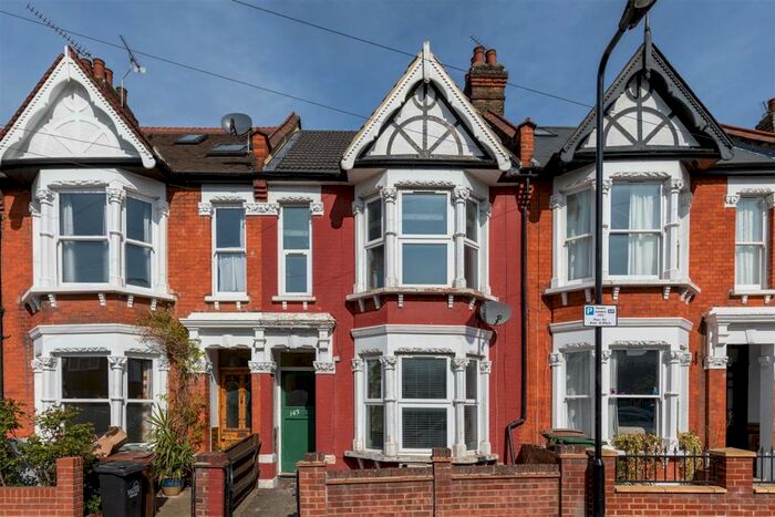 3 Bedroom Terraced House To Rent In Canterbury Road, Leyton, E10