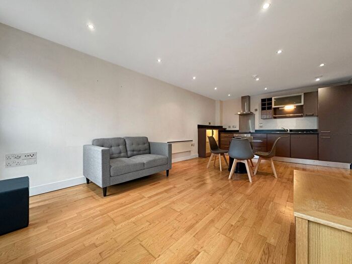 1 Bedroom Flat To Rent In Cartier House, Leeds Dock, LS10
