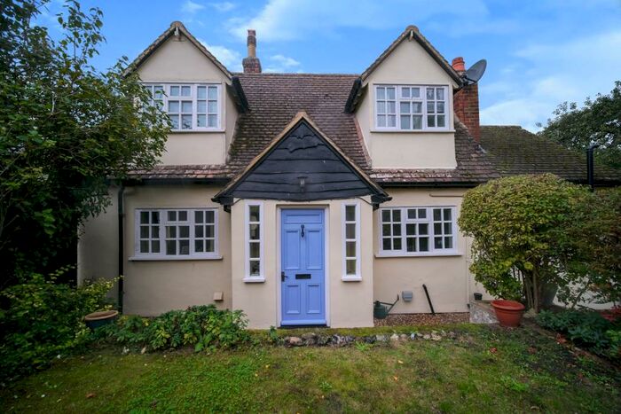 2 Bedroom Character Property To Rent In High Street, Littlebury, Saffron Walden, CB11