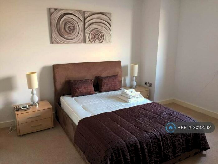 2 Bedroom Flat To Rent In Westgate Apartments, London, E16