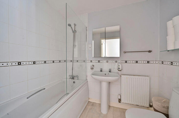 1 Bedroom Coach House For Sale In Williamson Drive, Nantwich, Cheshire, CW5