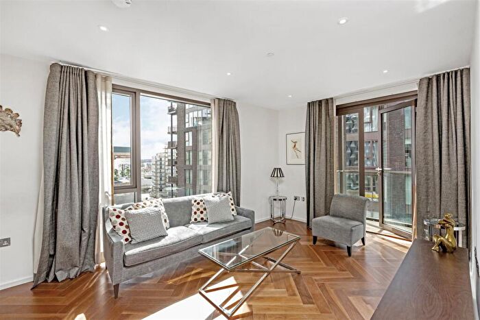 2 Bedroom Flat To Rent In Ambassador Building, Embassy Gardens, Union Square, Nine Elms, London, SW11