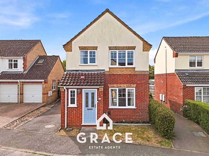 3 Bedroom Detached House For Sale In Ditchingham Grove, Rushmere St. Andrew, Ipswich, IP5