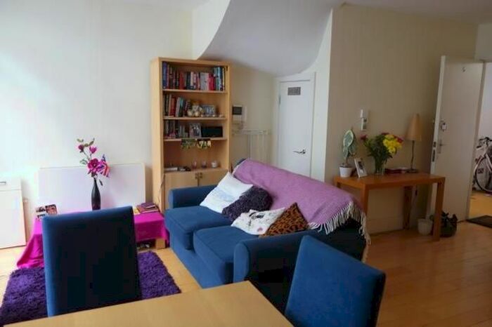 2 Bedroom Flat To Rent In Clapham Manor St, London, SW4