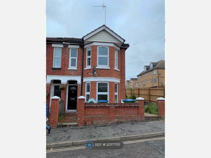 1 Bedroom Flat To Rent In Burlington Road, Southampton, SO15