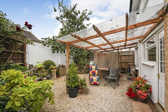 3 Bedroom Semi-Detached House For Sale In Castlefields Avenue, Charlton Kings, Cheltenham, Gloucestershire, GL52