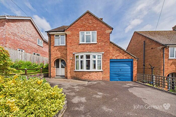 3 Bedroom Detached House For Sale In Greenway, Ashbourne, DE6