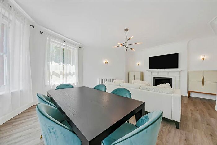 3 Bedroom Flat To Rent In Neville Court, Abbey Road, St Johns Wood, NW8