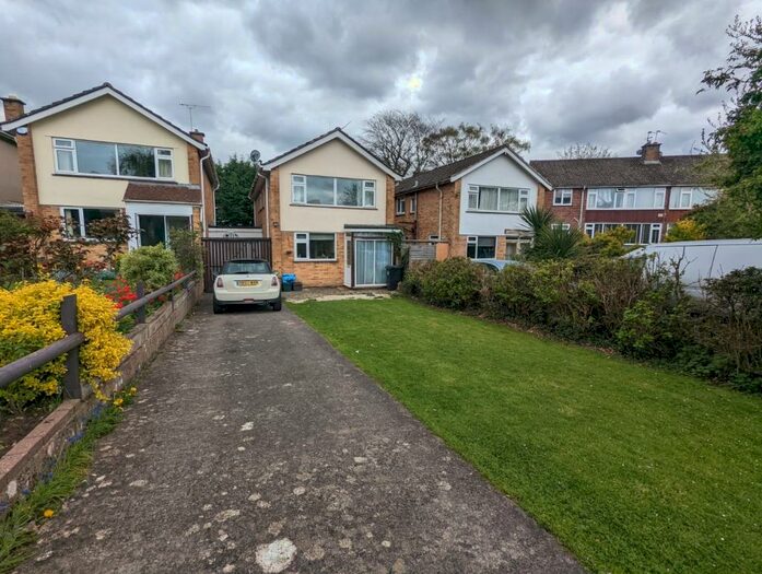 3 Bedroom Link Detached House To Rent In Westover Road, Westbury-On-Trym, Bristol, BS9