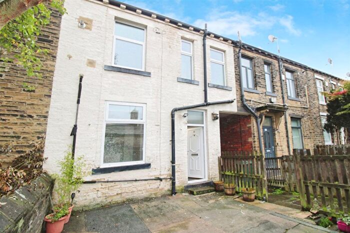 2 Bedroom Terraced House To Rent In Esmond Street, Bradford, BD7