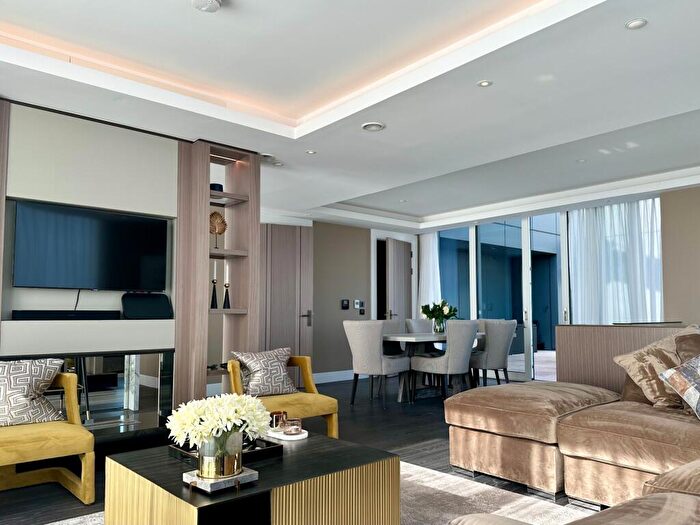 3 Bedroom Apartment For Sale In Penthouse, Maine Tower, Harbour Way, London, E14