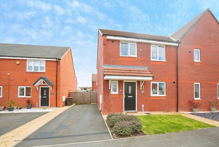 3 Bedroom Semi Detached House For Sale In Rocheford Way, Grendon, CV9