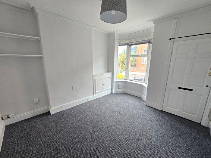 2 Bedroom Terraced House To Rent In Knighton Fields Road East, Leicester, LE2