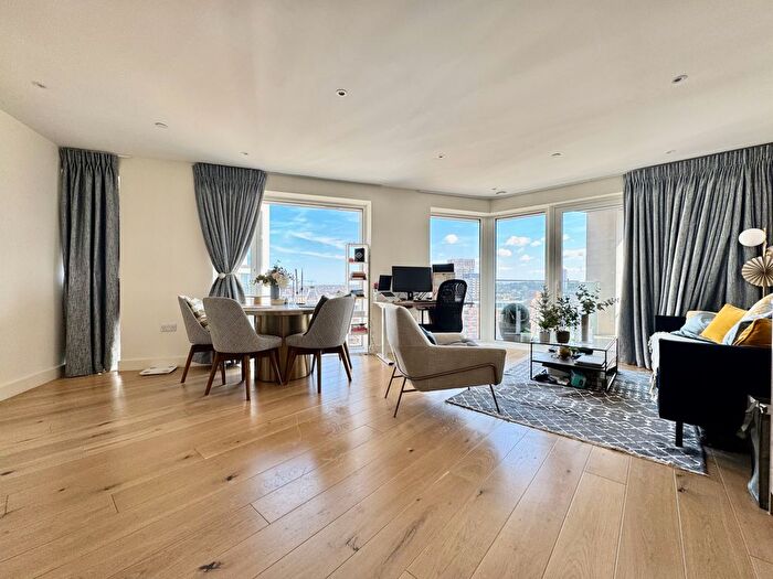 1 Bedroom Flat To Rent In Judde House, Duke Of Wellington Avenue, London, SE18