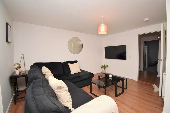 2 Bedroom Flat To Rent In Skylark Place, Portobello, EH15