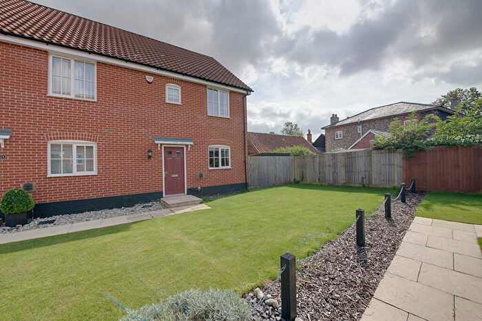 3 Bedroom Semi-Detached House To Rent In Barrow, Bury St. Edmunds, IP29