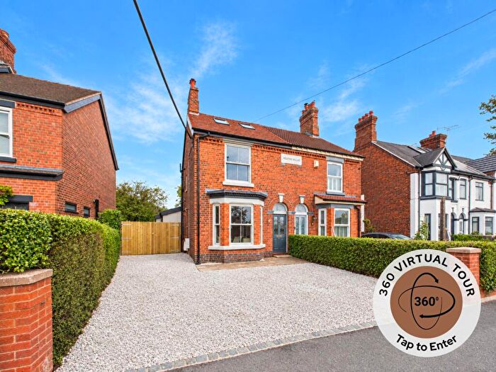 3 Bedroom Semi-Detached House For Sale In Crewe Road, Haslington, CW1