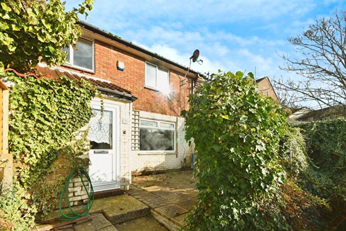 3 Bedroom Terraced House For Sale In Findon Road, Brighton, BN2