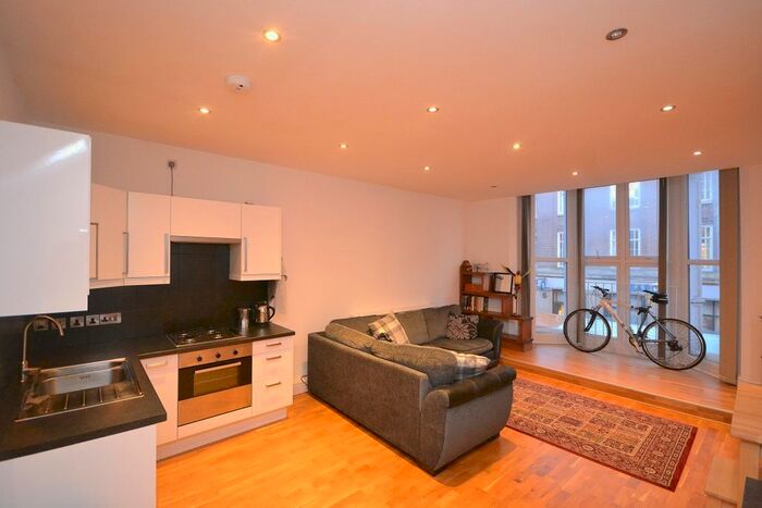 1 Bedroom Flat To Rent In College Street, Northampton, NN1