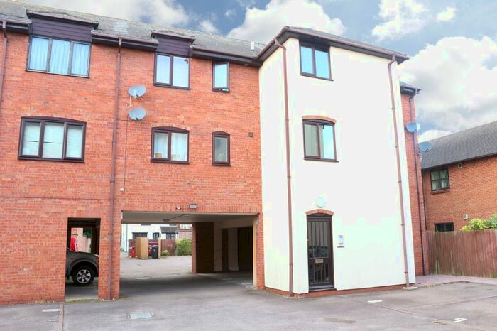 1 Bedroom Flat To Rent In Falcon Court, Bull Street, Southam, CV47