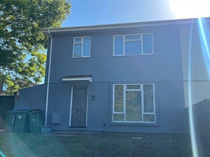 3 Bedroom Property To Rent In Barnfield Road, Southampton, SO19