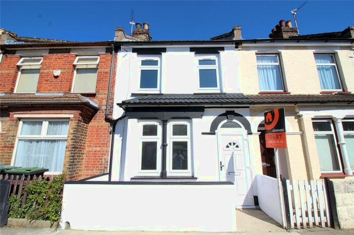 3 Bedroom Terraced House To Rent In Gordon Road, Northfleet, Gravesend, Kent, DA11