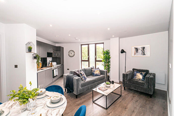 2 Bedroom Apartment To Rent In Crump Street, Liverpool, L1