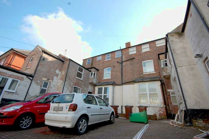 1 Bedroom Apartment To Rent In Alexandra Street, Nottingham, Nottinghamshire, NG5