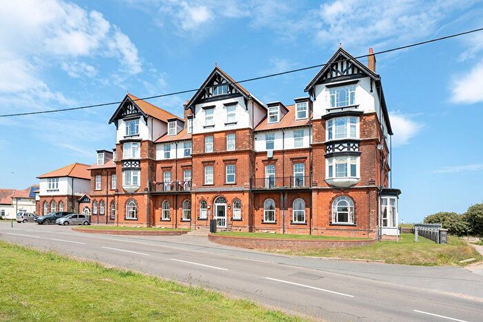 1 Bedroom Flat For Sale In Cromer Road, Mundesley, NR11