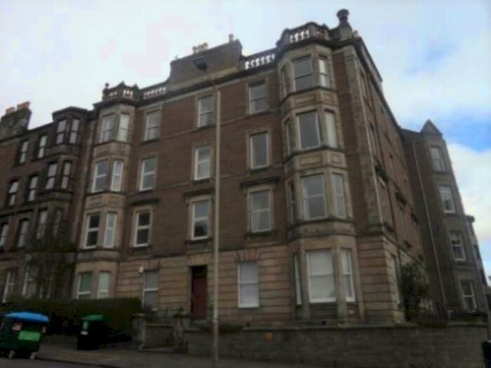 3 Bedroom Flat To Rent In / Blackness Avenue, DD2