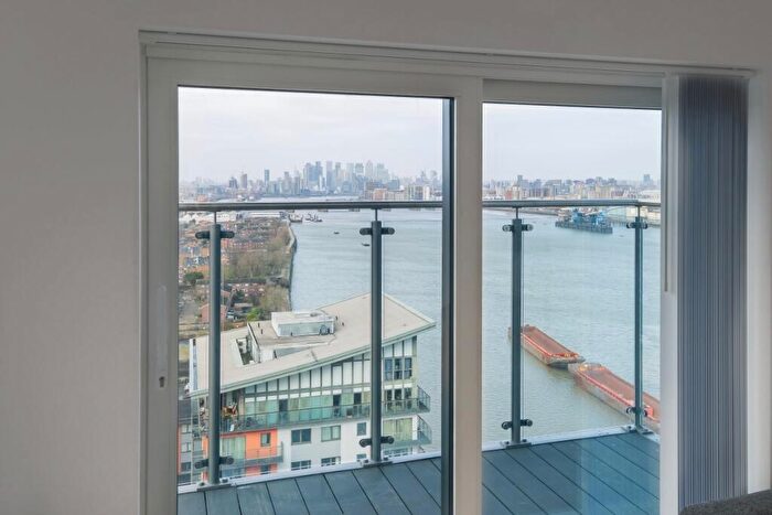1 Bedroom Flat To Rent In Mast Quay Greenwich, SE18