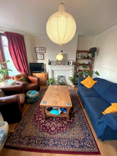1 Bedroom Flat To Rent In Salisbury Road, Leyton, E10