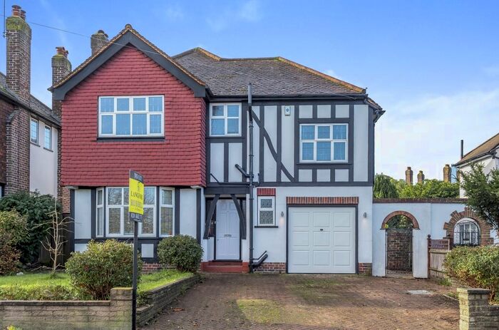 4 Bedroom Detached House To Rent In Wickham Court Road, West Wickham, BR4