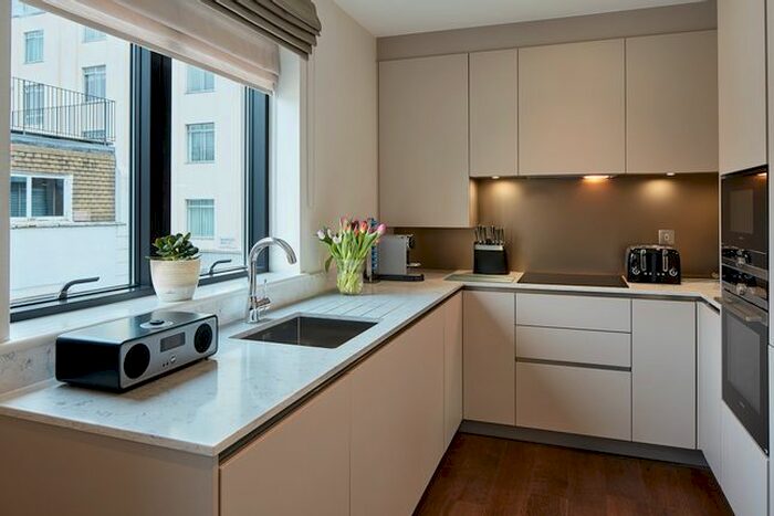 1 Bedroom Flat To Rent In Cheval Place, London, SW7