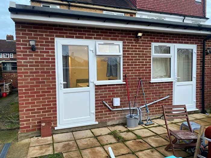 Studio To Rent In Royal Lane, Uxbridge, UB7