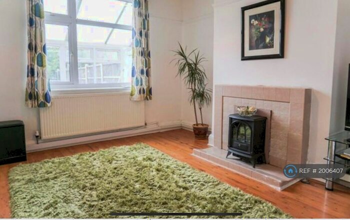 3 Bedroom Semi-Detached House To Rent In Bedford Street, Derby, DE22