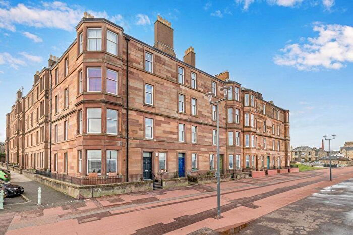 4 Bedroom Flat For Sale In / Promenade, Portobello, Edinburgh, EH15