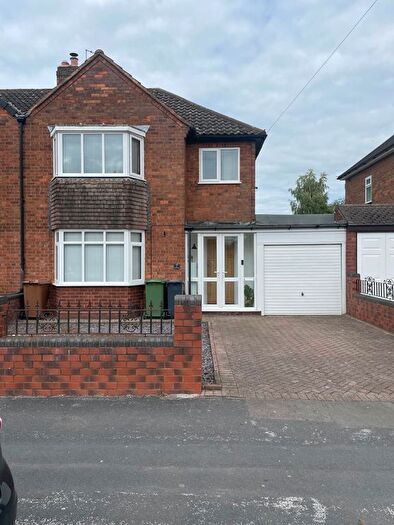 3 Bedroom Property To Rent In Broad Way, Pelsall, WS4