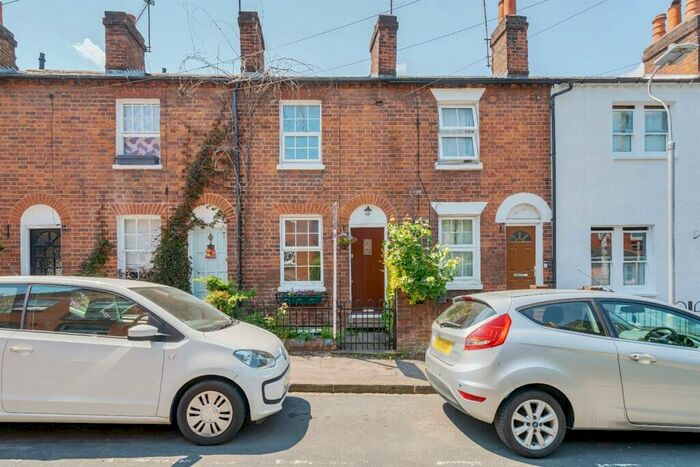2 Bedroom Terraced House To Rent In St. Johns Hill, Reading, RG1