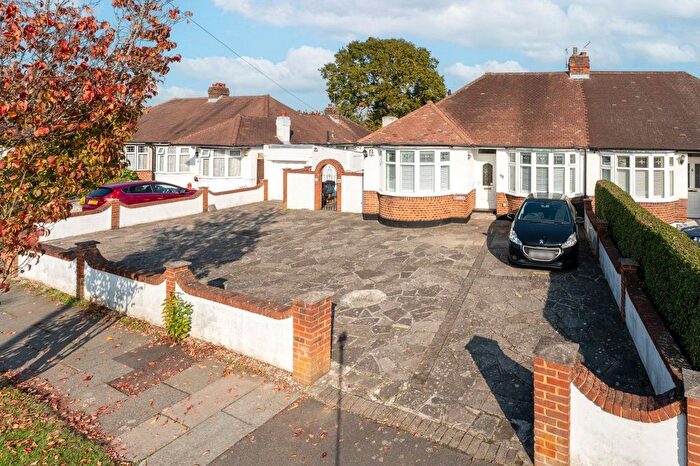 3 Bedroom Bungalow For Sale In Newbury Gardens, Epsom, Surrey, KT19