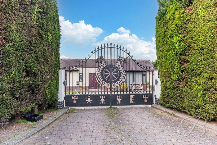 4 Bedroom Detached House For Sale In Coxmoor Road, Sutton-In-Ashfield, NG17