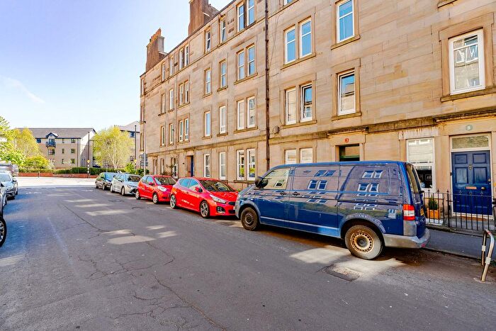 2 Bedroom Flat For Sale In Roseburn Place, Edinburgh, EH12