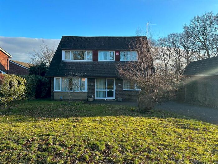 4 Bedroom Property To Rent In Bulls Copse Lane, Waterlooville, PO8