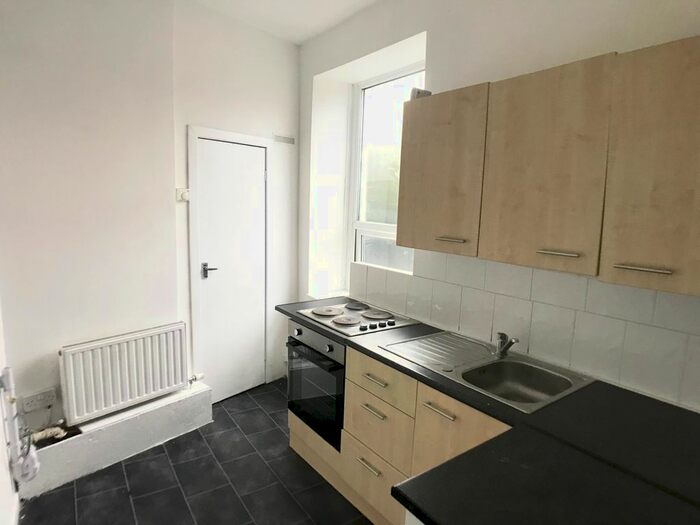 1 Bedroom Flat To Rent In Whalley Road, Accrington, BB5