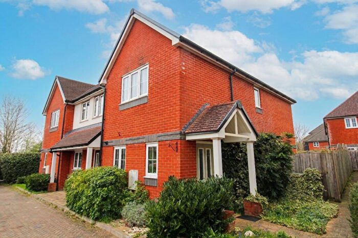 2 Bedroom End Of Terrace House For Sale In Stout Grove, Bishopdown, SP1