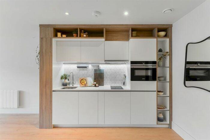 1 Bedroom Flat To Rent In Capella Court, Brighton Road, Purley, CR8