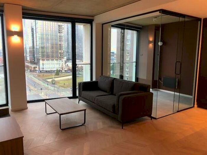 2 Bedroom Apartment To Rent In St Georges Gardens, Castlefield, M15