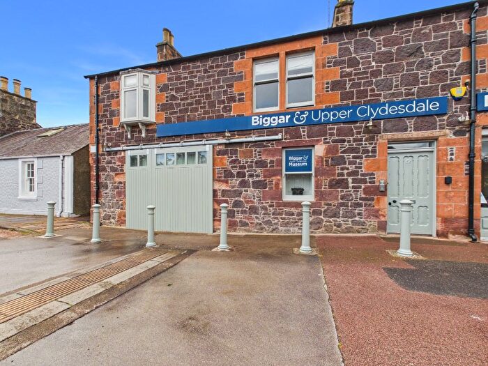 1 Bedroom Flat To Rent In High Street, Biggar, ML12