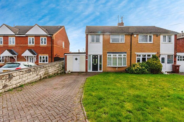 3 Bedroom Semi-Detached House For Sale In Sunrise Hill, Hednesford, Cannock, WS12