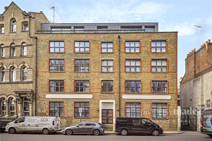 2 Bedroom Flat To Rent In Crispin Street, London, E1